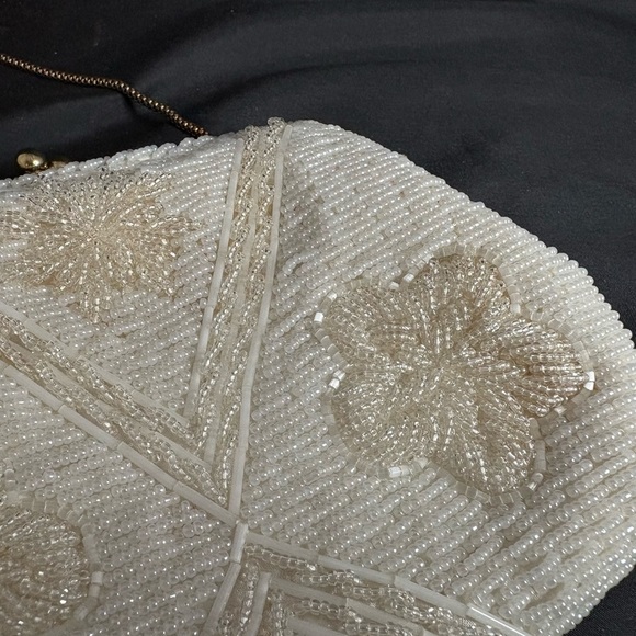 Vtg cream beaded bag - Picture 4 of 9